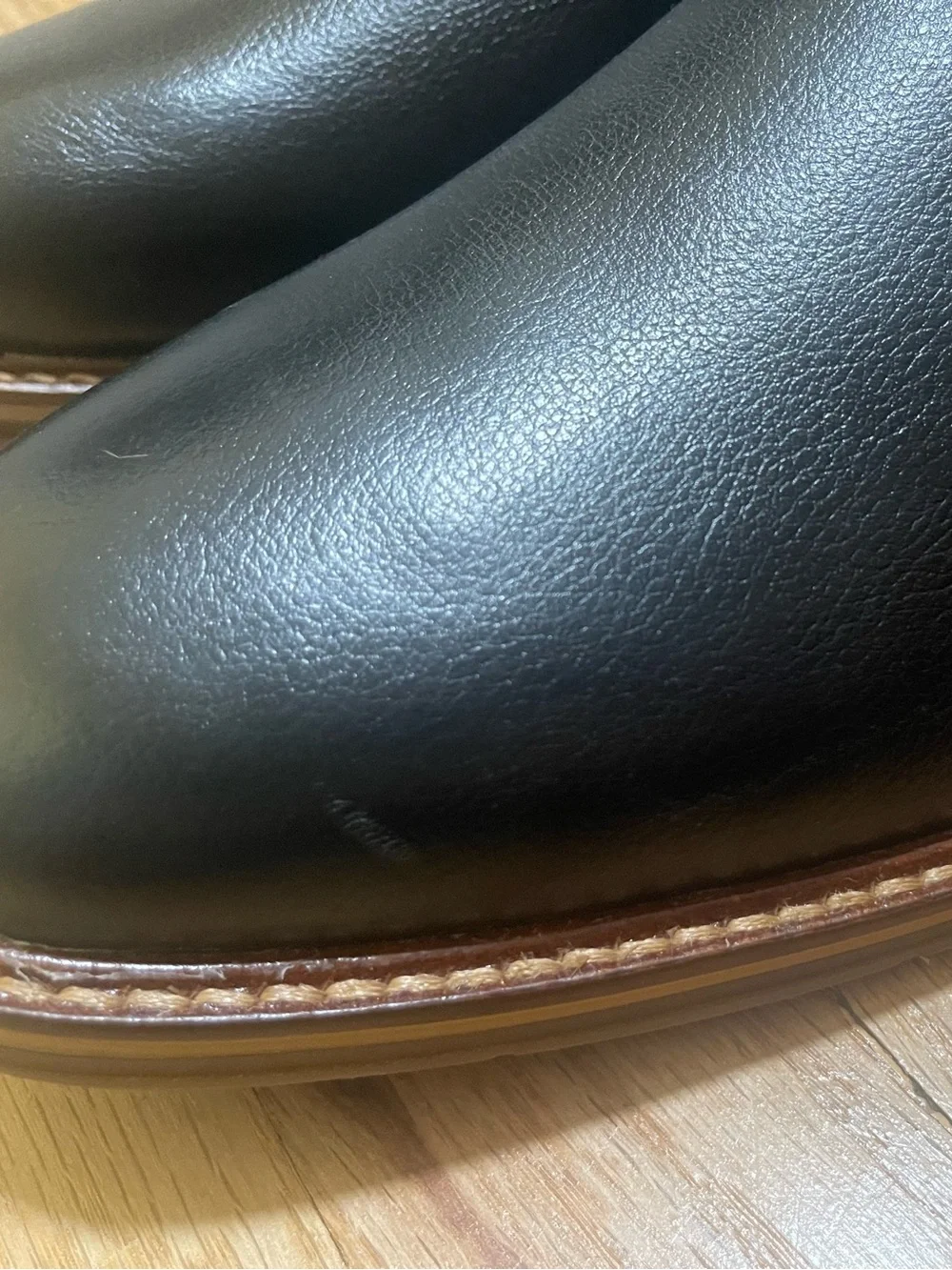 Johnston & Murphy Black Leather XC Flex Raleigh Plain Toe Shoes